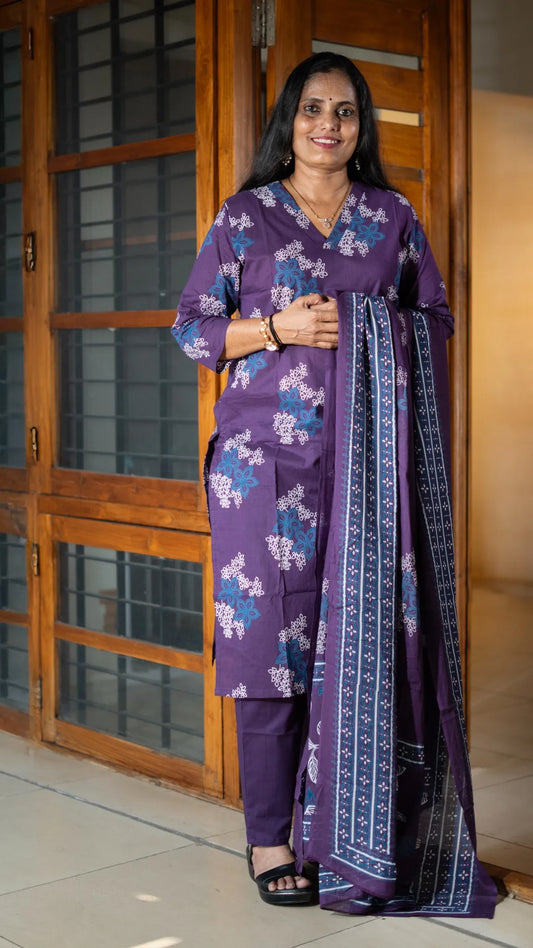 Violet Salwar