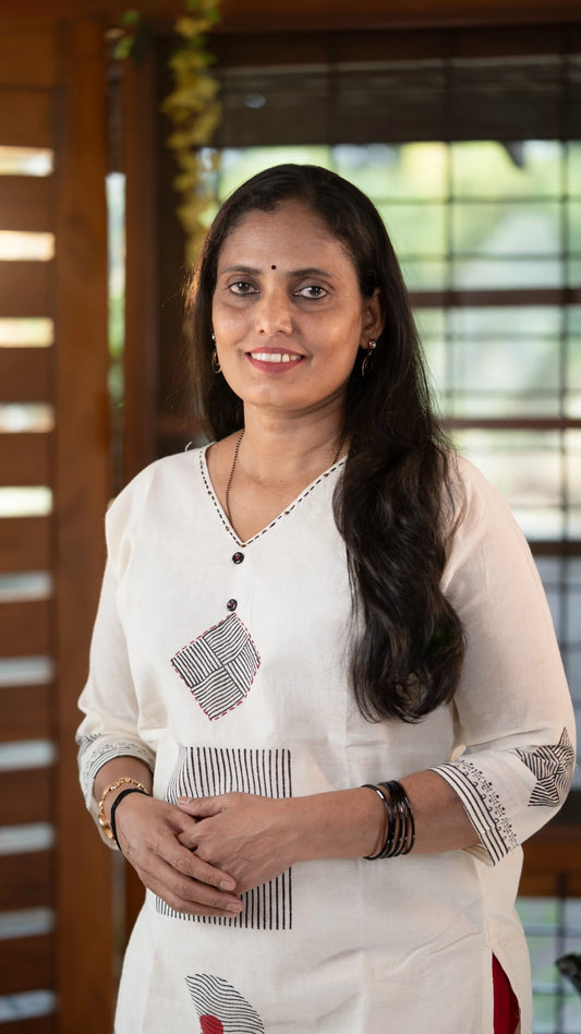 White Kurti