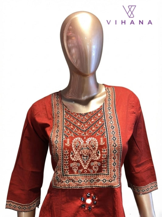 Salwar suit set Ajrak Print Maroon Color AKSHVHI-217