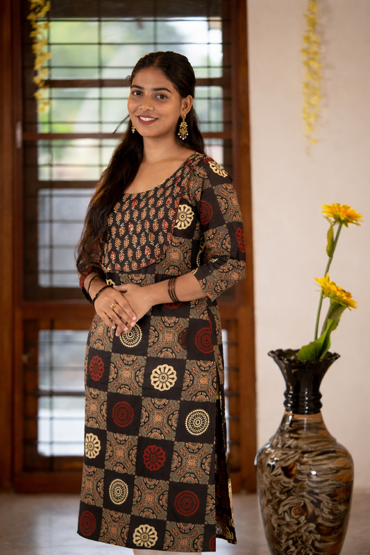 Black kurti